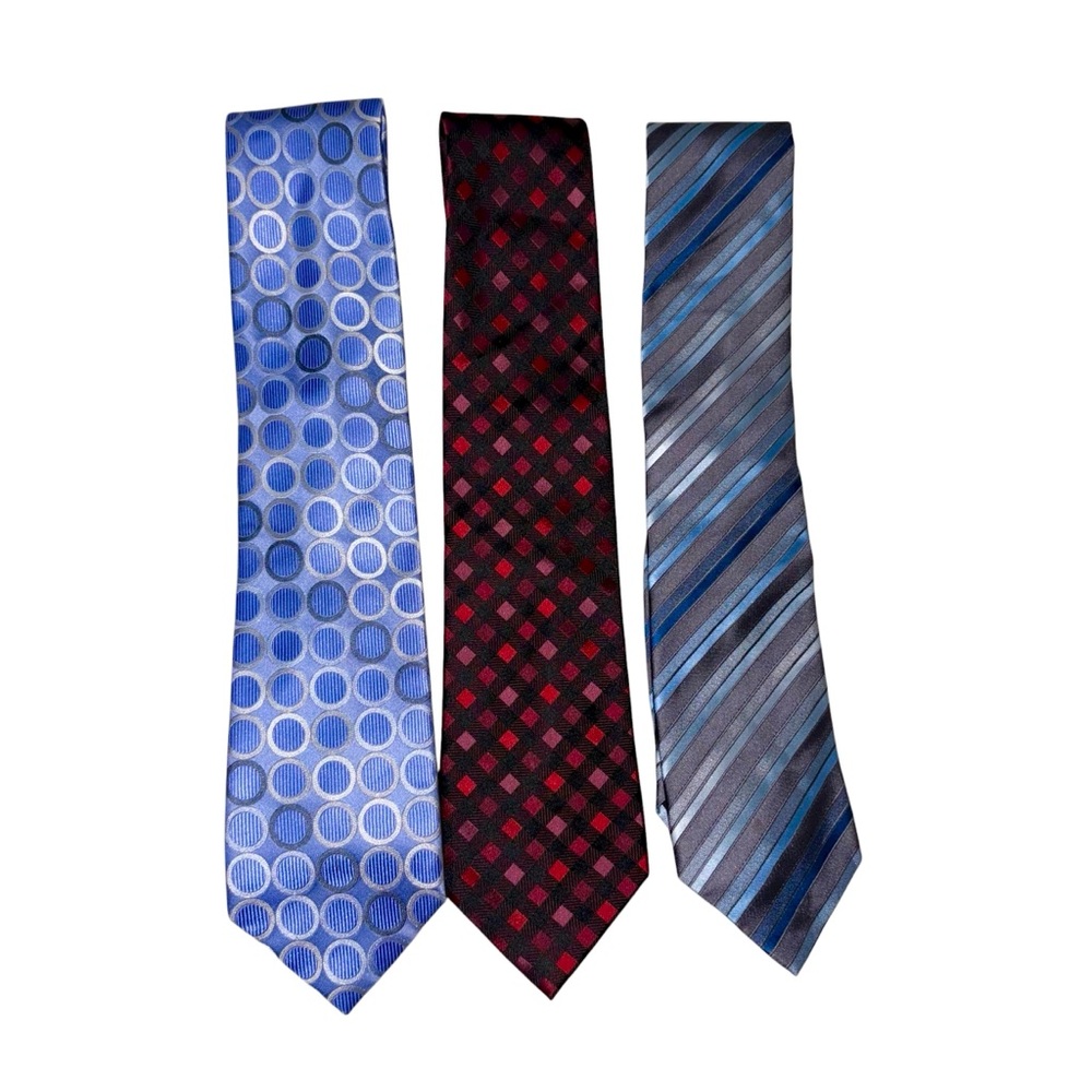 Like new  Blue, Red, and Gray Tie Trio Michael Kors, Sean John, Kenneth Cole